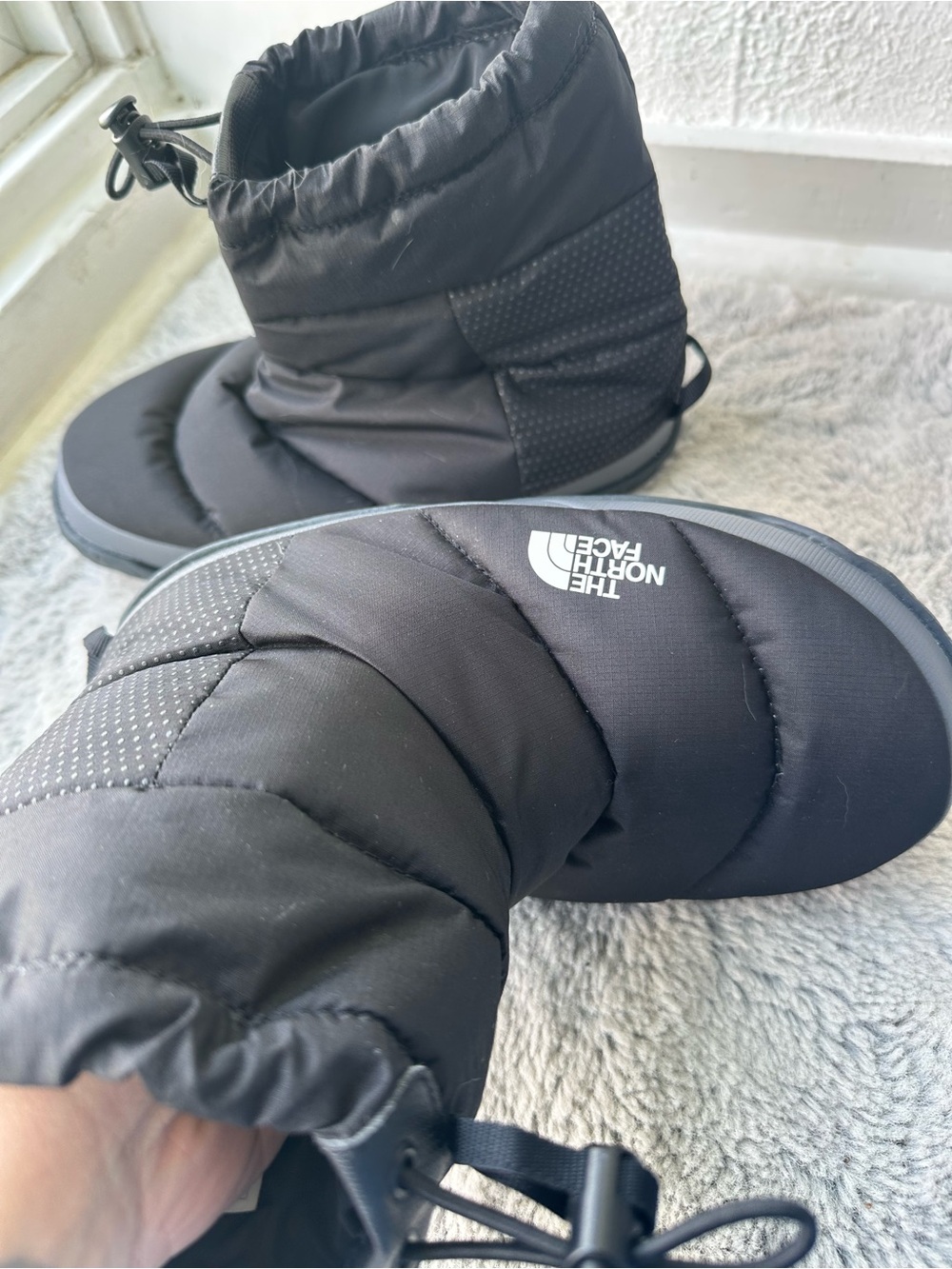 The North Face Insulated Puffer Boots Black Women’s Size 7